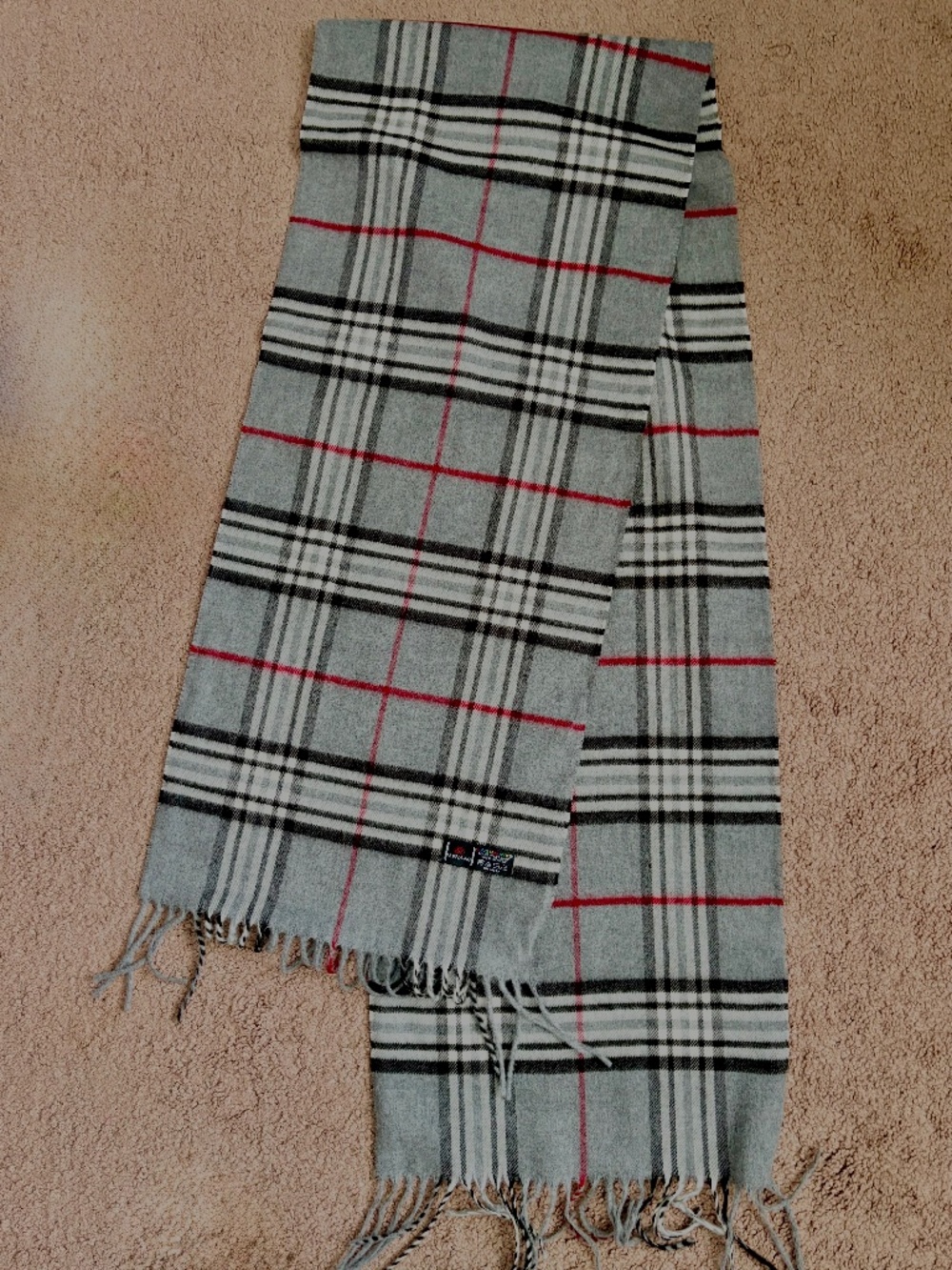 Cashmink V. Fraas Gray Plaid Fringe Winter Scarf Wrap Germany Academia Unisex